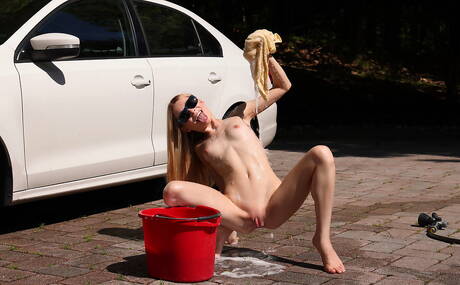 ALS Scan pleased to share with you xxx picture gallery with Jessica Marie in sex with dildo